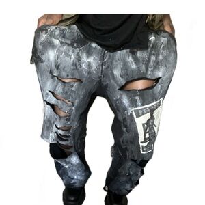 BRIAN THIAW BLACKROOM